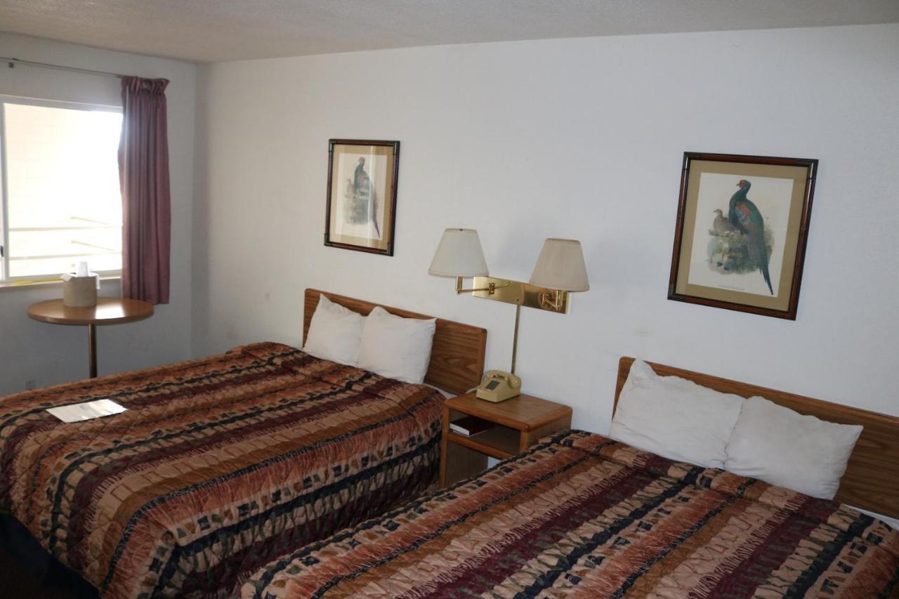 Dakota Inn Huron Ngoại thất bức ảnh