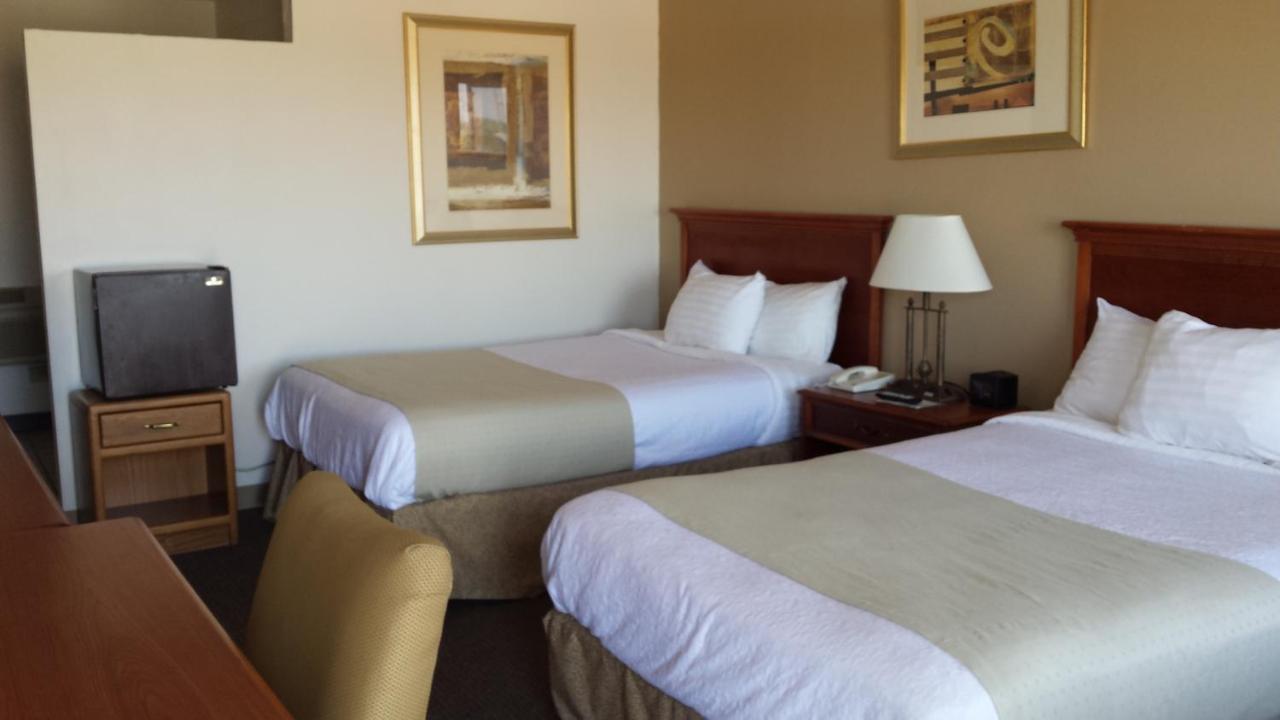 Dakota Inn Huron Ngoại thất bức ảnh